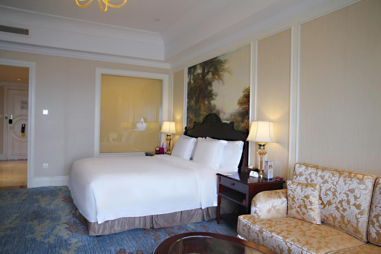 Crowne Plaza Ocean Spring Resort By Ihg Jimo Exterior photo